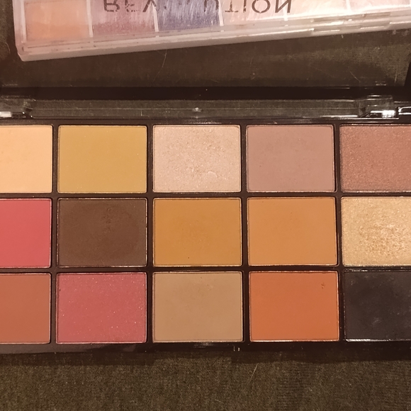 Bundle Of 5 Eyeshadow Palettes - Picture 7 of 10